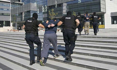 Detenidos dos presuntos terroristas en Reino Unido Detenidos dos presuntos terroristas en Reino Unido